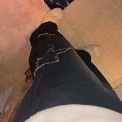 EdgarMa18640470's profile picture. Small twitch streamer, Stream whenever i can. I am 19 :0 https://t.co/Rv3tGEy5pl