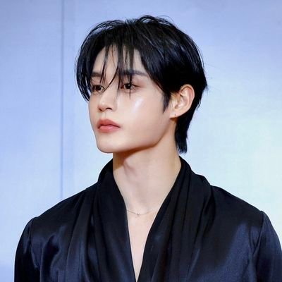 Larry shipper, mondongo 🦋, jiwoong baised, butterflycult 🦋🫂, BL lover, K-pop lover(multifandom), ze_rose🌹.💜💙❤️🩷🤍🇩🇴