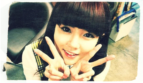 ee3yore_'s profile picture. °ʕ 'ᆺ' ʔ° @Pleahck_ @GUPENIDOLKA ♥ mybestfriend @MYE_FFI3 k.