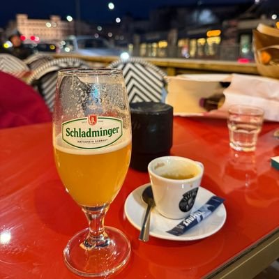 bucur1020's profile picture. Learning to invest! Crypto & Stocks😀