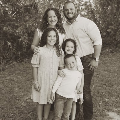 Proud husband and papi of three beautiful kids ❤️God’s Grace! 💯 Latino venezolano! Head Baseball Coach at Thompson High School. 2018 6A State Champion