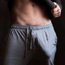 أنا فحل من عدن 26 سنه ابحث عن بنت جاده أو ديوث أو زوجين من عدن جاد جدا وبسريه تامه🔥
