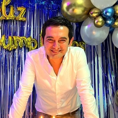 La idea es tocar la campanita de la felicidad la mayor cantidad de veces! Mucho Fútbol y Mucha Música!!!