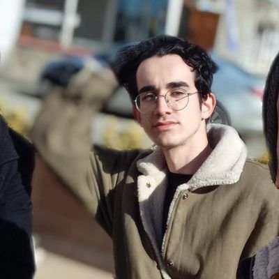 Arep_izci's profile picture. Hunermend û Şoreşger