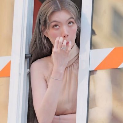 chanhbeooo's profile picture. 🫳just only LO LingOrm หลิงหลิงกับออม👈 If you follow me, I will follow you back 💗 let's exchange