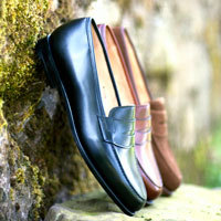 shiptonheneage's profile picture. Shipton & Heneage Official Twitter Account. We Love Shoes. Finest of British and Italian Shoes, boots, loafers, slippers and more.