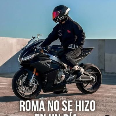 Renoo632988494's profile picture. 