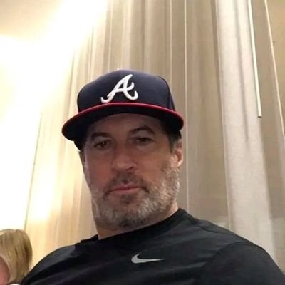 Married to Lorelai,I'm a Dad, Brother, Uncle, Stepdad, Grandpa, Son_in_law and Diner Owner