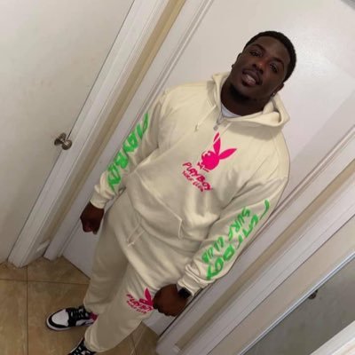 3200Doubler's profile picture. 🌴| On this shit for fun | Sports n Travel ✈️| Taurus Gang