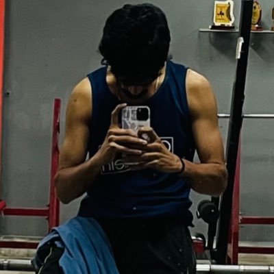#gym #motivation 😎“जिंदगी गुजारने के दो तरीके है, 🤠जो पसंद है इसे हासिल करलो या #जो हासिल है इसे पसंद करलो।”❗ 😎pintulohar461999@gmail.com😋