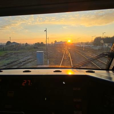 Chef de bord lignes Normande.
Ambassadeur Mixi-team sur Granville 
belge et fier de l'être.
🇧🇪 mes tweets n'engagent que moi 😄
🇲🇫 compte privé