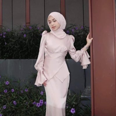 katarinale88395's profile picture. 