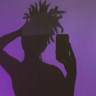 ArshLeila's profile picture. 