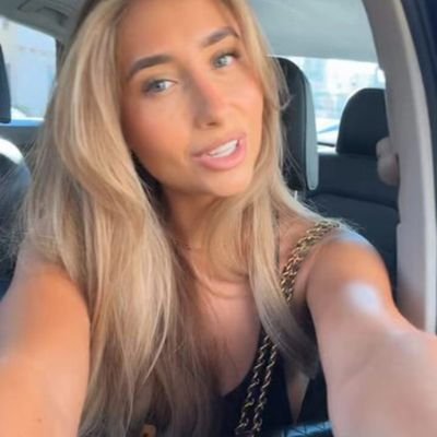 Je suis disponible pour vos rencontres 💕💕💕
