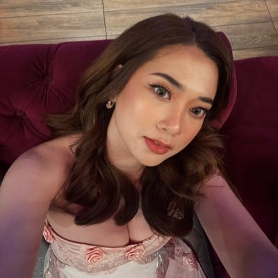 trishpascuaaa's profile picture. only 26; already 26