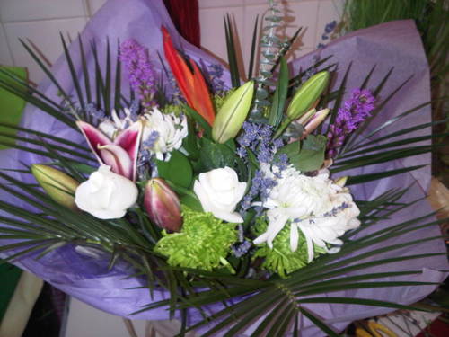 MoDFlorist's profile picture. Florist and Gifts in Thomas More Square E1 just next to the barbers, yards from Waitrose!
