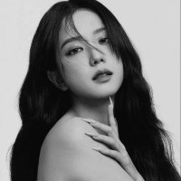 梁, NADINE. (@endeadring) 's Twitter Profile