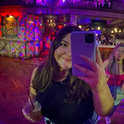 VictoriaMarsh8's profile picture. 