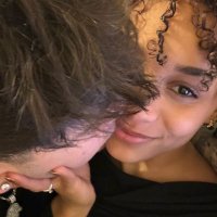 𝘧𝘢𝘣𝘺 • 𝘱𝘦𝘵𝘪𝘴𝘰𝘭 𝘦𝘳𝘢!!! (@mari_sasy) 's Twitter Profile