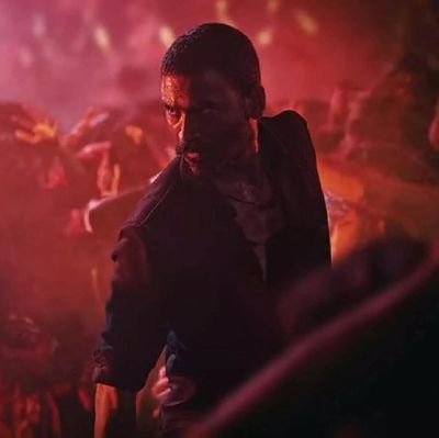 DRAVIDAR__18's profile picture. I AM THE GREATEST FAN OF!! #VIRATKOHLI🐐👑ALSO#CR7❤️💥AND @emiwaytweets🔥😈                  #2K25 #SADLIFE❤️‍🩹💔....