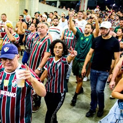 eFeeeLeU's profile picture. 