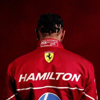 santa madre donaci la vittoria @LewisHamilton @ScuderiaFerrari 🇮🇹❤️ + 𝙅𝙚 𝙨𝙪𝙞𝙨 𝙪𝙣 𝙛𝙖𝙣 𝙞𝙣𝙘𝙤𝙣𝙙𝙞𝙩𝙞𝙤𝙣𝙣𝙚𝙡 𝙙’𝘼𝙧𝙨𝙚𝙣𝙖𝙡 🔴⚪