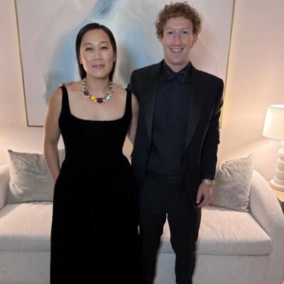 I’m Mark Elliot Zuckerberg An American technology entrepreneur and philanthropist. Also known as the (CEO) Chief Executive Officer of Facebook(META)