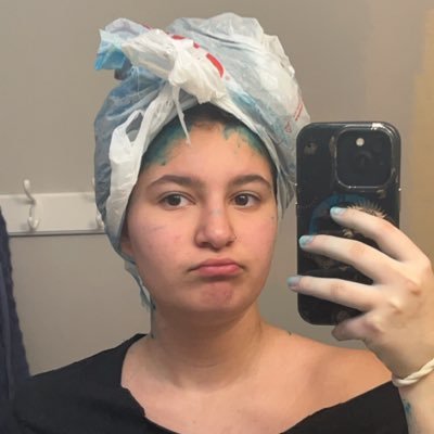 who tf is Jillian she sounds like a loser fr but you should still follow her on twitch