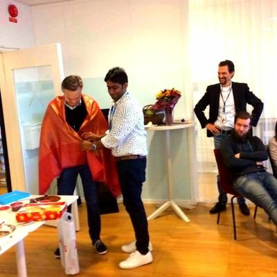 Karthik81874938's profile picture. Blood🩸donor for emergency cases,donated 44 times👍
@profcong Secunderabad President.
@INCIndia Manifesto Committee member.
Former @IYC, @NSUI.
#KattarCongressi