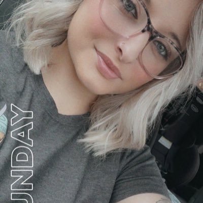 What doesn’t kill’s you makes you stronger ✌🏼♏️ Single mother of two kids and work in a grocery store and love my kids so much and love to gym in my free time