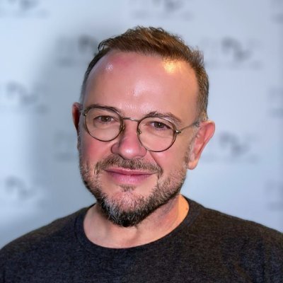 je_kope14353's profile picture. Esencialmente docente universitario