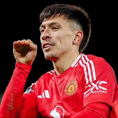 Randoms855's profile picture. Man United fan. Hurricanes fan. McLaren fan