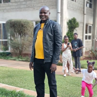 SimonKahur25456's profile picture. 