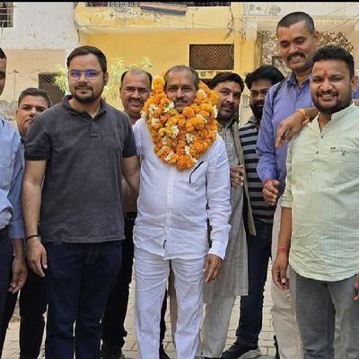 अपना और अपने बच्चों का लालन-पालन जानवर भी कर लेता हैlहमें गर्व है कि हम इंसान हैं अपनों के साथ दूसरों का भी ख्याल रखेंl अर्थात *नर सेवा तो नारायण सेवा*