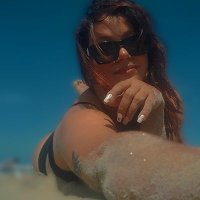 Liz Blake (@lizblakef4f) Twitter profile photo