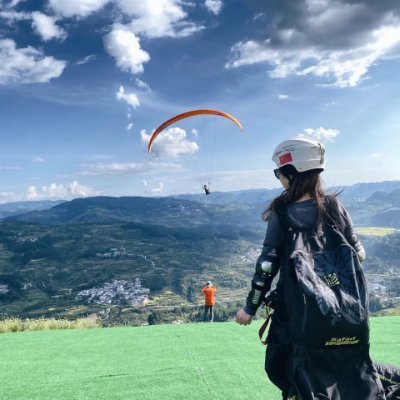 AnneWXLC's profile picture. Shine so bright that no one can dim your light. ✨💫