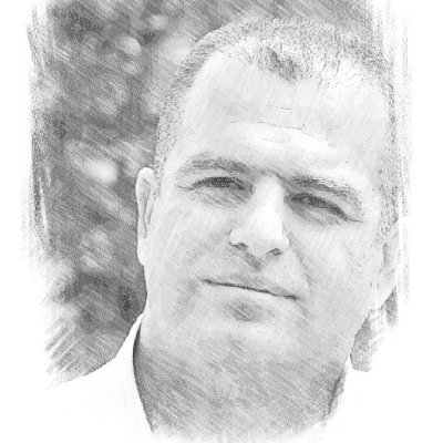 بەرەو بەرزایی دەچم، گەرچی وردم خاکی بەرپێی تێکۆشەرێکی کوردم