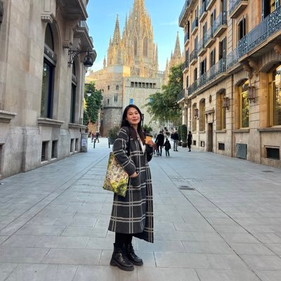 ElaineHXZhang's profile picture. Builder