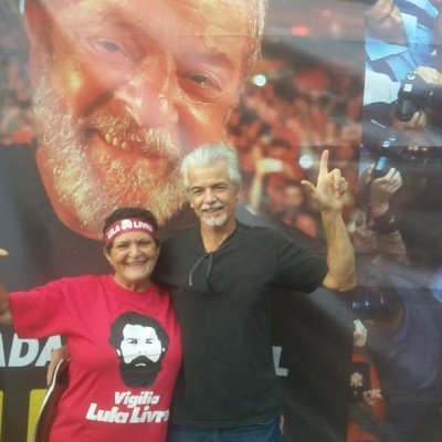 “Se você sente dor, você está vivo. Se você sente a dor das outras pessoas, você é um ser humano” Liev Tolstói