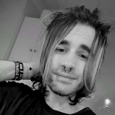 Tech Enthusiast/XR || VFX/3d mograph artist