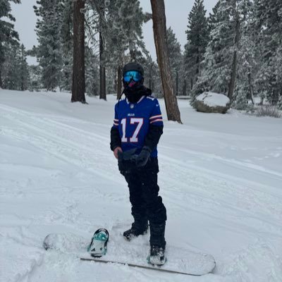 TheWalkerLandon's profile picture. Go Bills