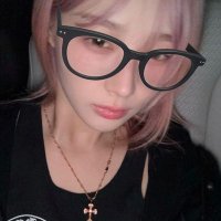 𔐼̸. (@iyeonzzn) 's Twitter Profile