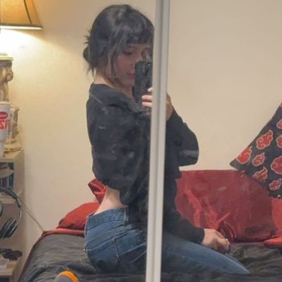 Stranded in the Midwest trying to make the best of it :p Always love to chat, DM me anytime! :D