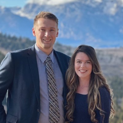 🦬 Iowan 🌽 Farmer 🚜 Cyclone🌪️ Ag Media 🌱 Marketing 👩🏻💻 Ex-Barista ☕️ Semi-Pro Baker 🥧