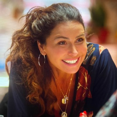 gosto de novelas, séries e tudo que envolve arte.