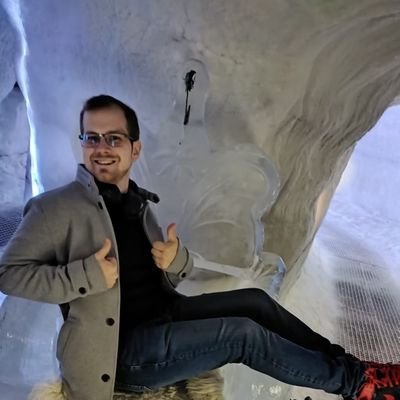 ToRu982947's profile picture. Born 1995 ,Electro engineer , Gamer