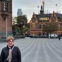 Cherquilts2 🇺🇸🇩🇰🇺🇦☮️🟧🌻🌻🌻 (@cherylcassel1) 's Twitter Profile Photo Cherquilts2 🇺🇸🇩🇰🇺🇦☮️🟧🌻🌻🌻 (@cherylcassel1) 's Twitter Profile Photo