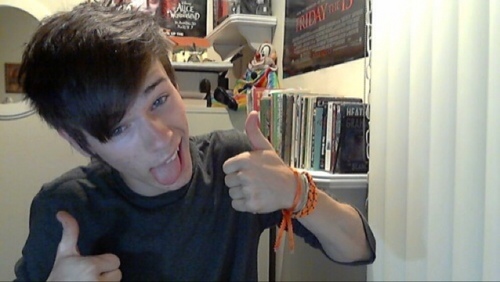 Calling_Collin's profile picture. Please don't tell me that I'm dreaming. All I ever wanted was to dream another sunset with you.
[RP]