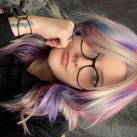 bottom-shelf baby (@playingalongg) Twitter profile photo