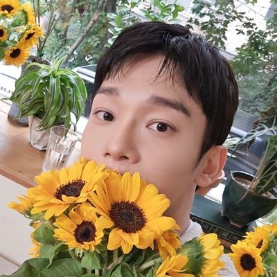 #CHEN: you are my sunshine falling in love with you 🔜✨ | nine or none ≠ seven or nothing ° xiuchen • kunten • bambam • jayb • dara •